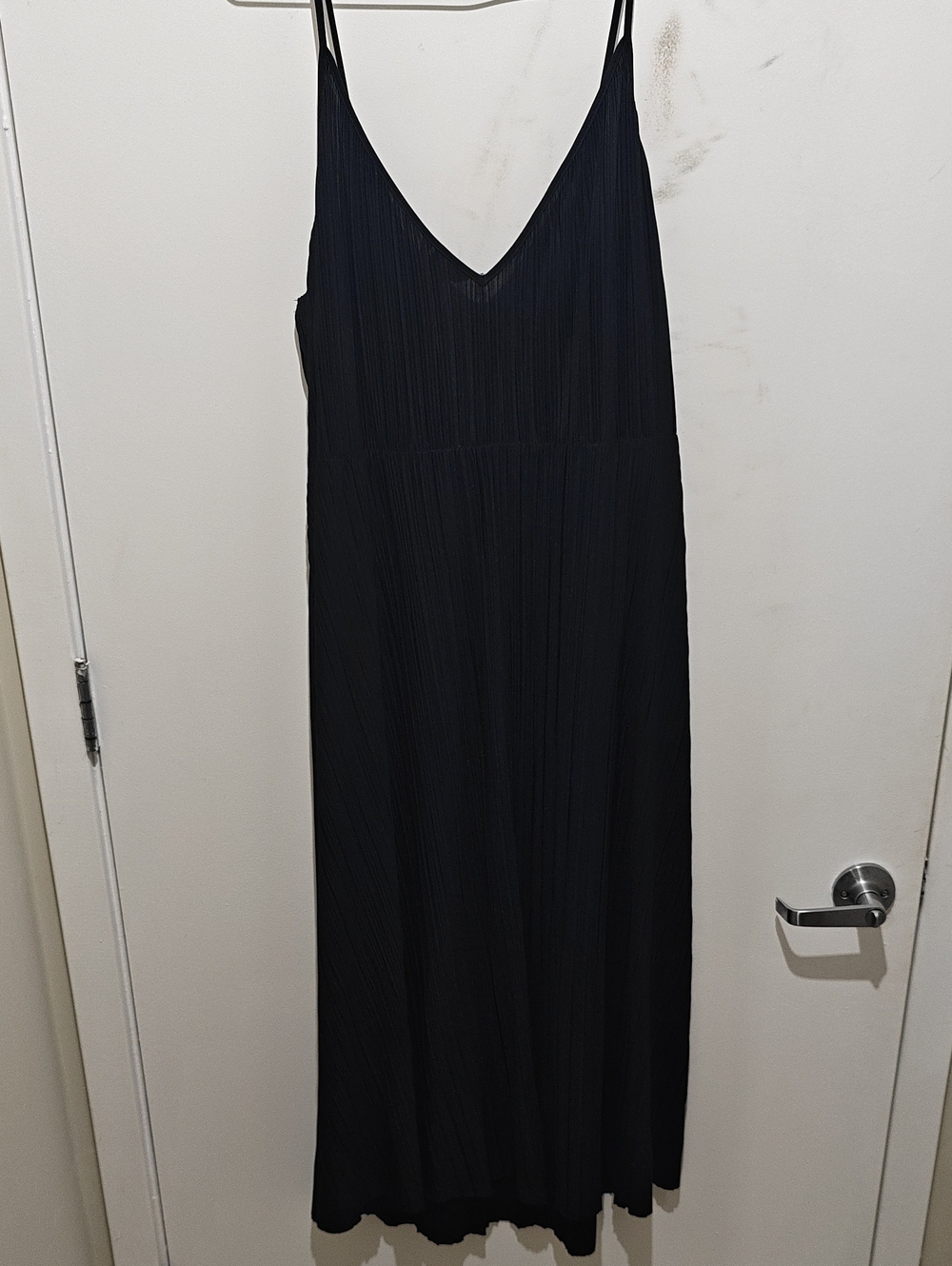 Hollister Black V-Neck Spaghetti Strap Maxi Dress